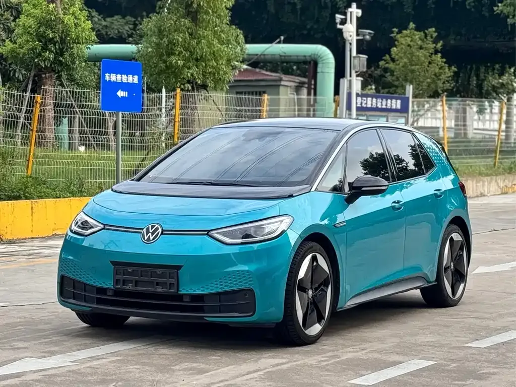 Volkswagen ID.3 — фото 1