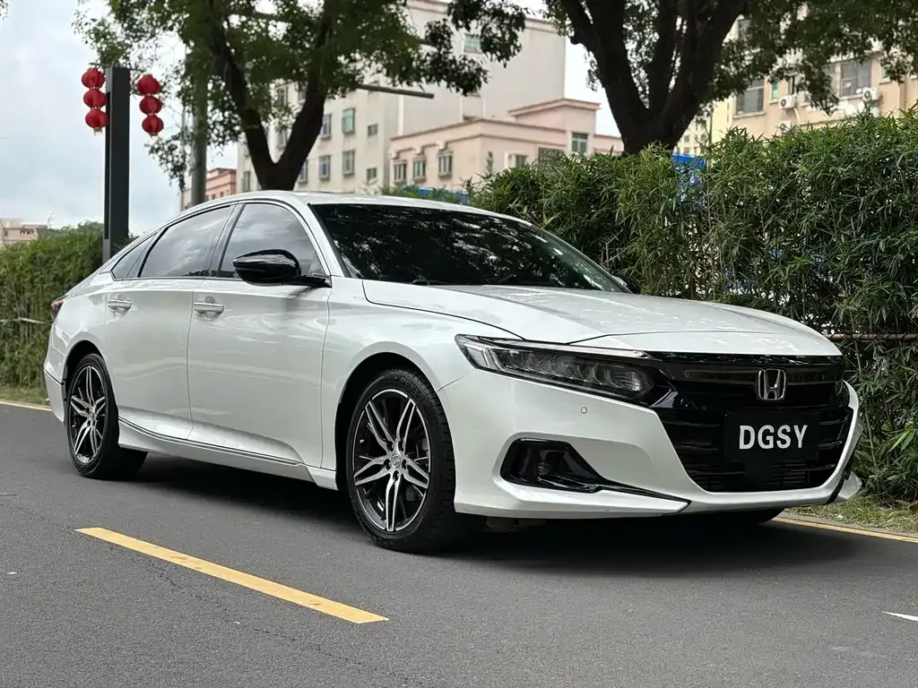 Honda Accord — фото 6