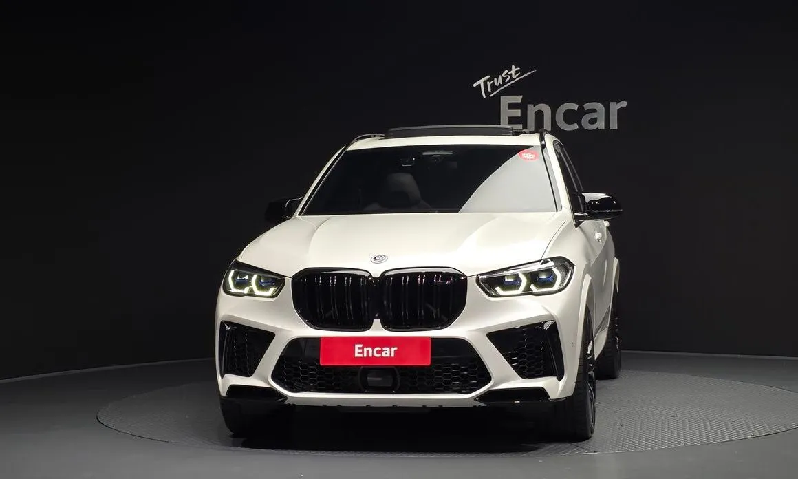 BMW X5M 2022 из KR, фото 2