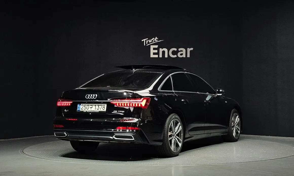Audi A6 — фото 8
