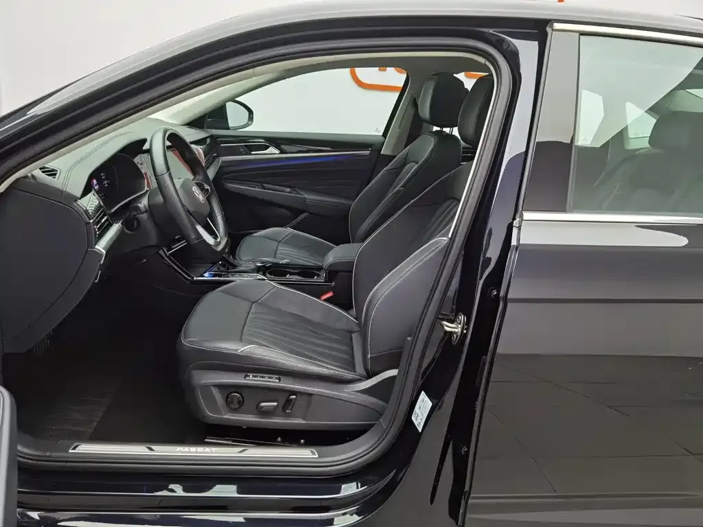 Volkswagen Passat — фото 6