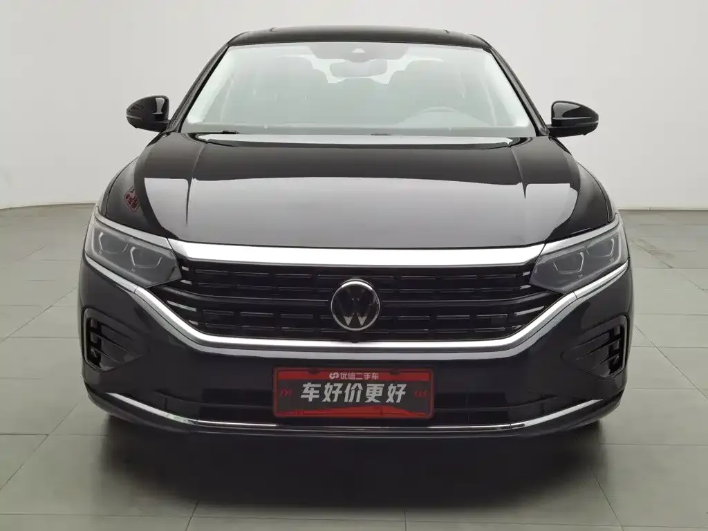 Volkswagen Passat — фото 10