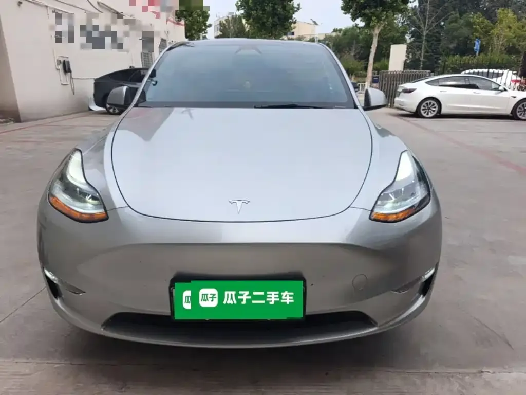 Tesla Model Y — фото 2