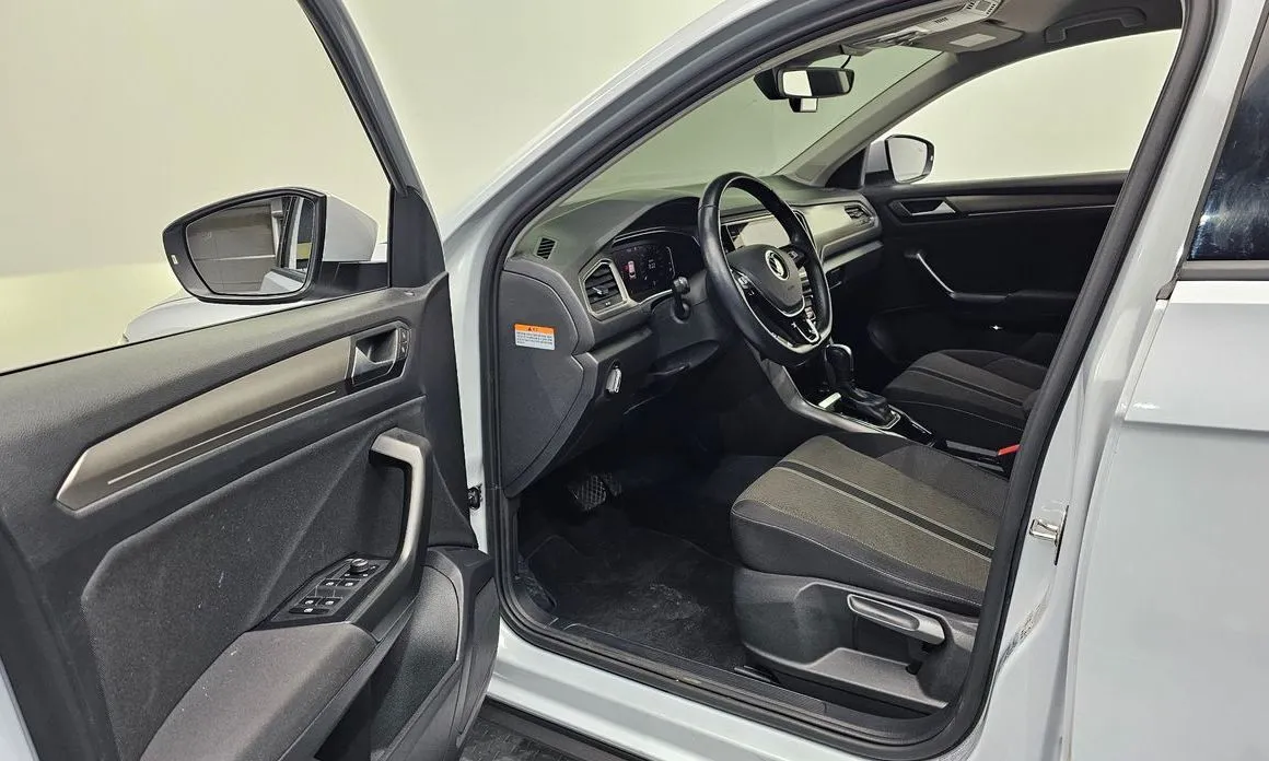 Volkswagen T-Roc 2021 из KR, фото 6