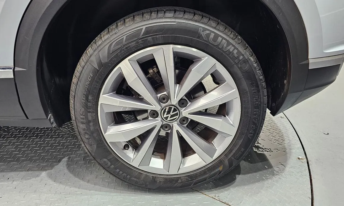 Volkswagen T-Roc 2021 из KR, фото 9