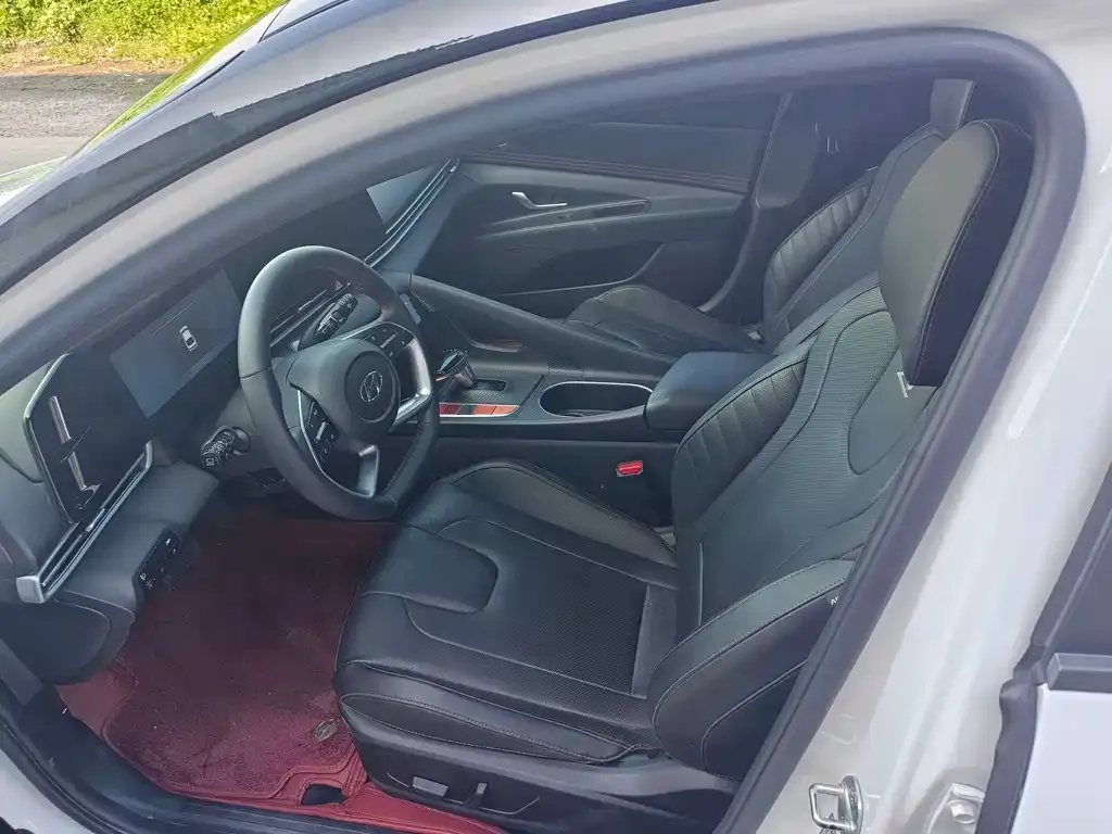 Hyundai Elantra 2022 из CN, фото 6