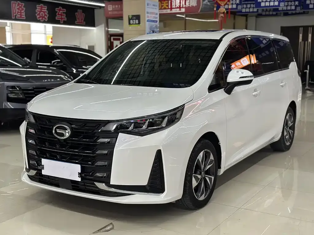 GAC Motor Trumpchi M6 — фото 1