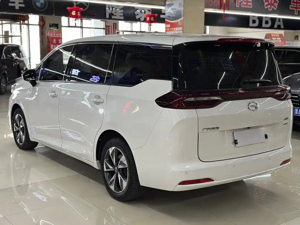 GAC Motor Trumpchi M6 — фото 3