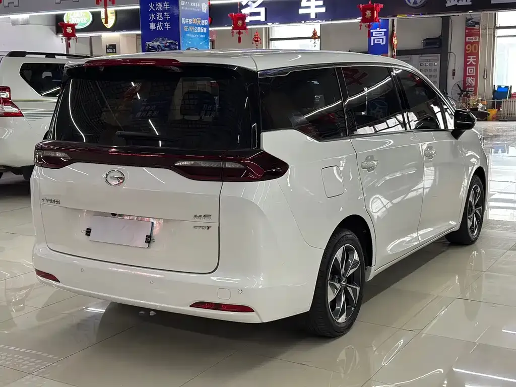 GAC Motor Trumpchi M6 — фото 4