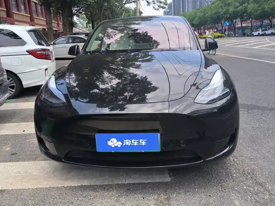 Tesla Model Y — фото 7