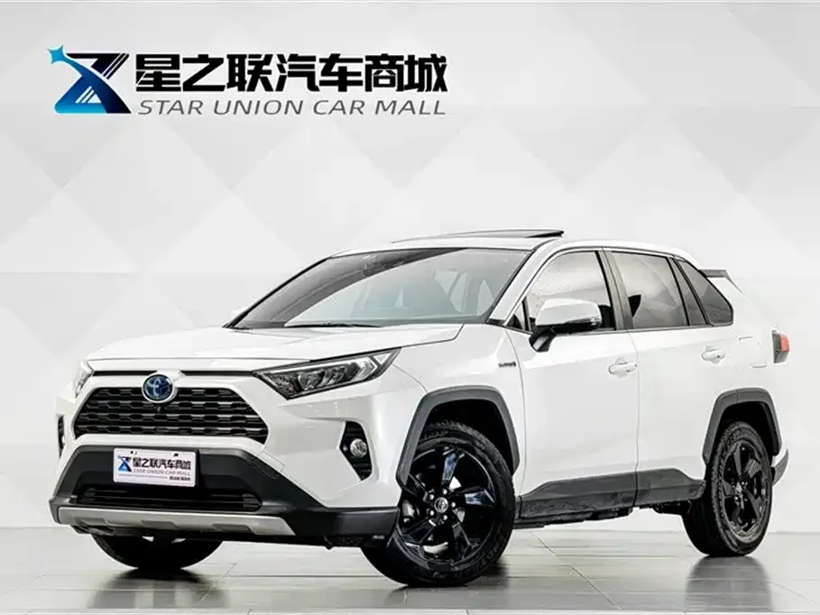 Toyota RAV4 — фото 1