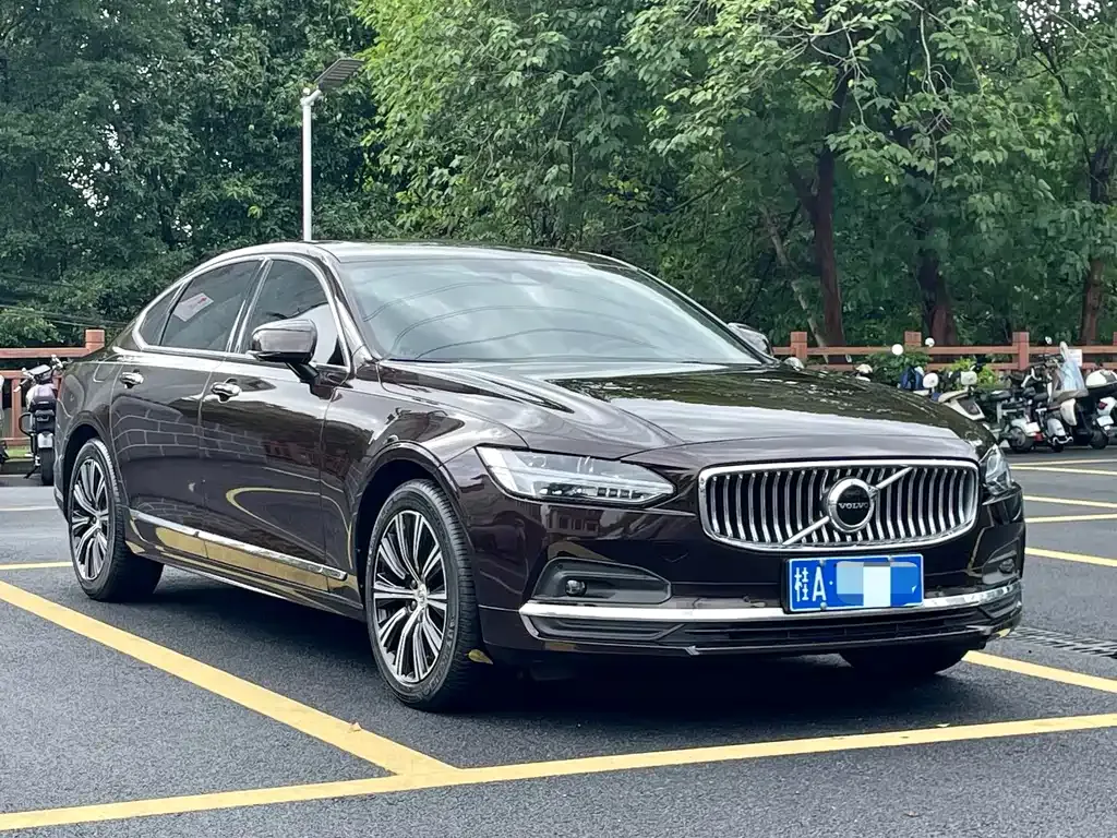 Volvo S90 — фото 8