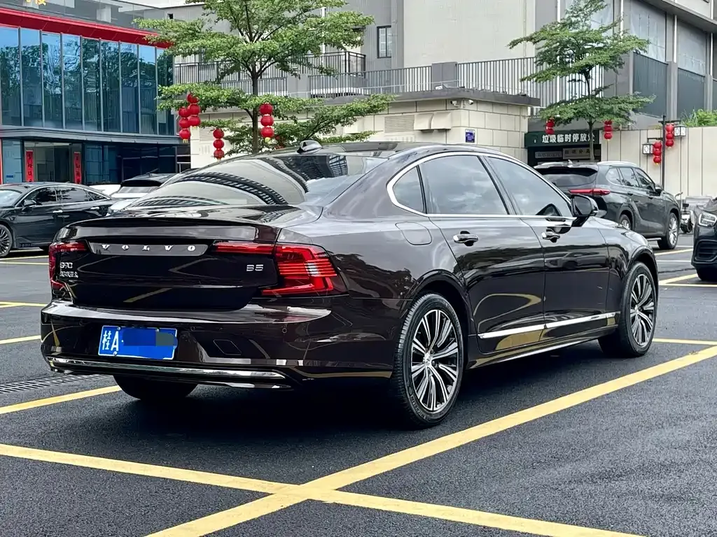Volvo S90 — фото 10