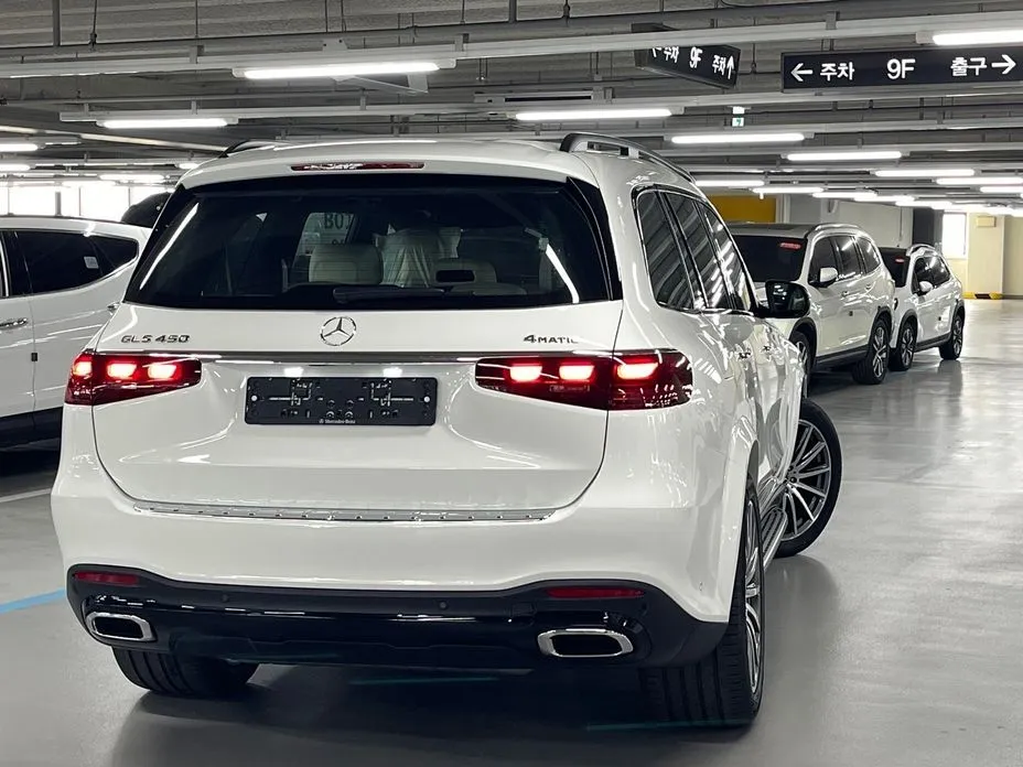 Mercedes-Benz GLS-Class — фото 10