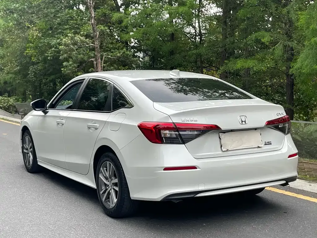 Honda Civic — фото 7