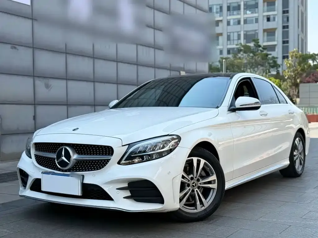 Mercedes-Benz C-Class — фото 1