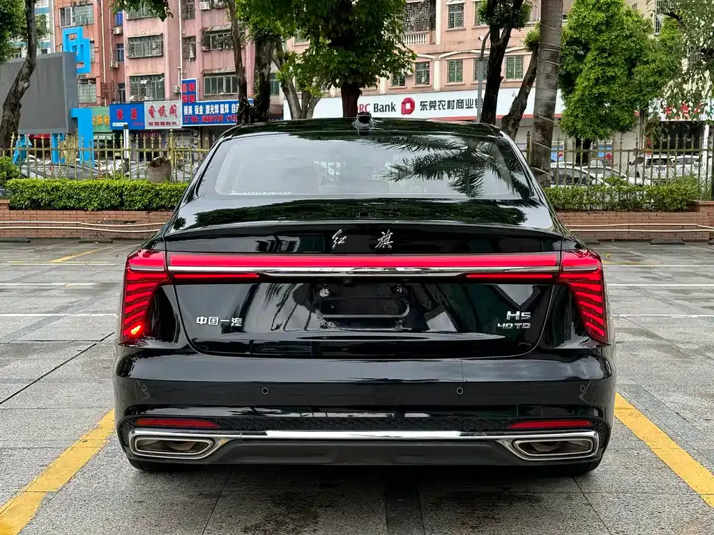Hongqi H5 — фото 10