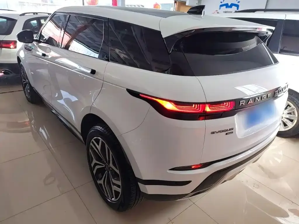 Land Rover Evoque — фото 8