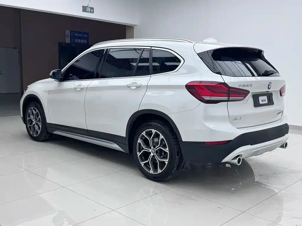 BMW X1 — фото 3