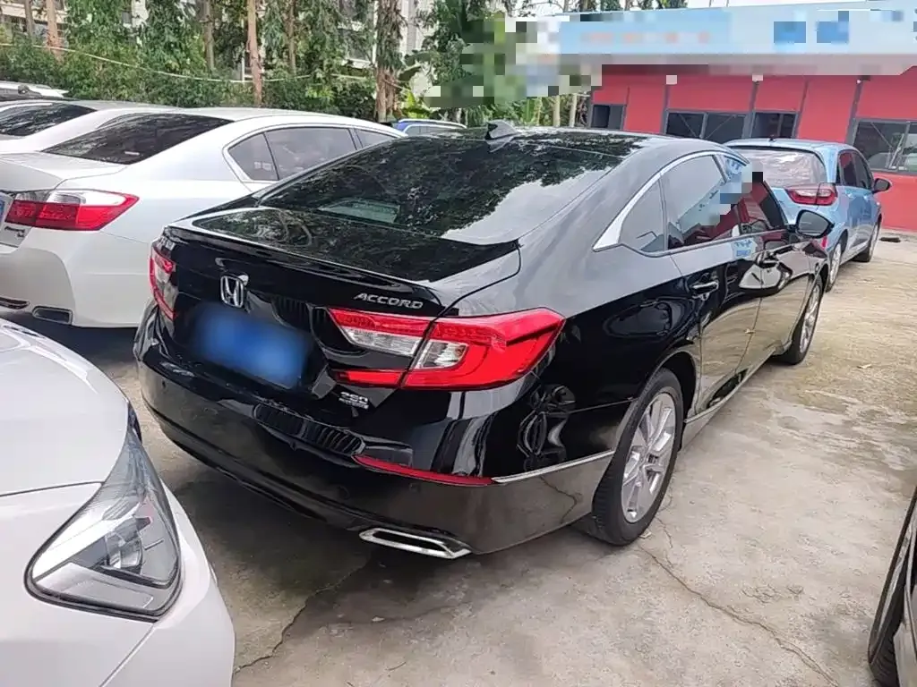 Honda Accord — фото 6