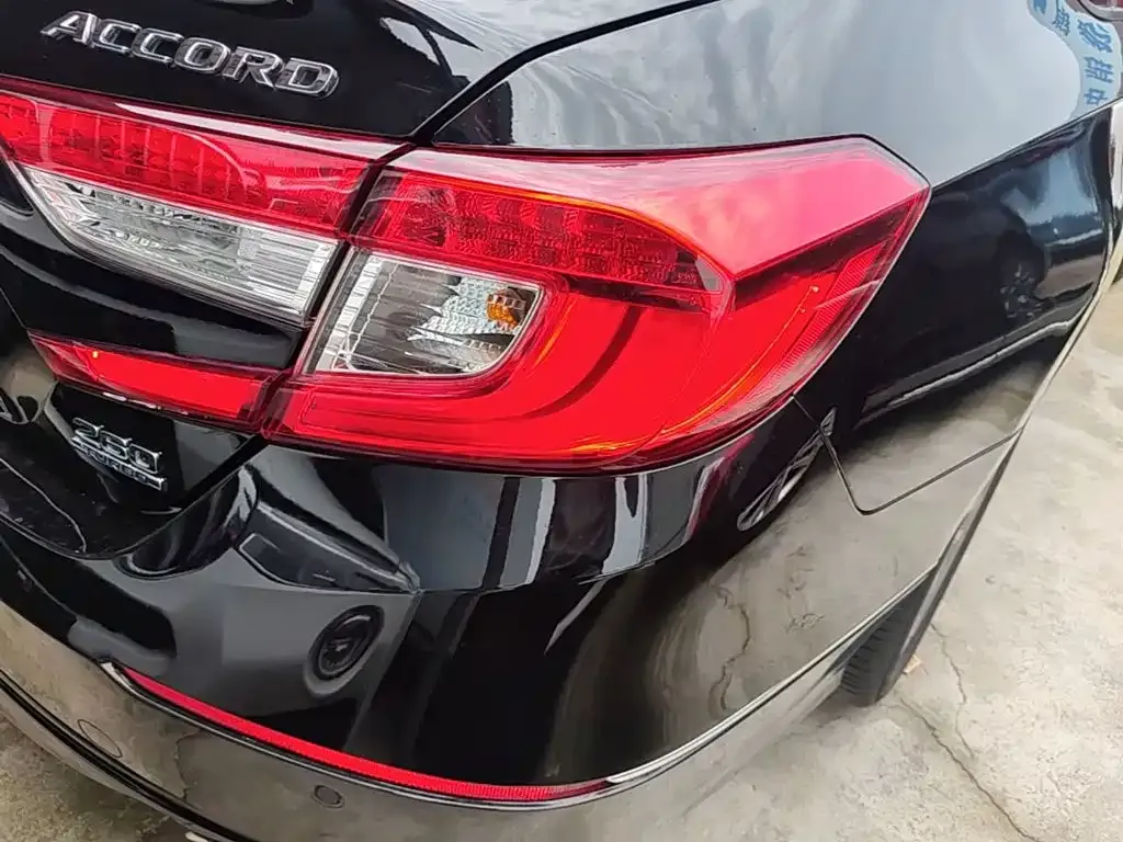 Honda Accord — фото 2