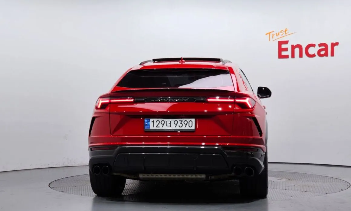 Lamborghini Urus 2022 из KR, фото 5