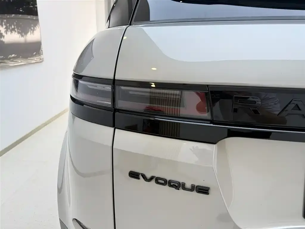 Land Rover Evoque — фото 4