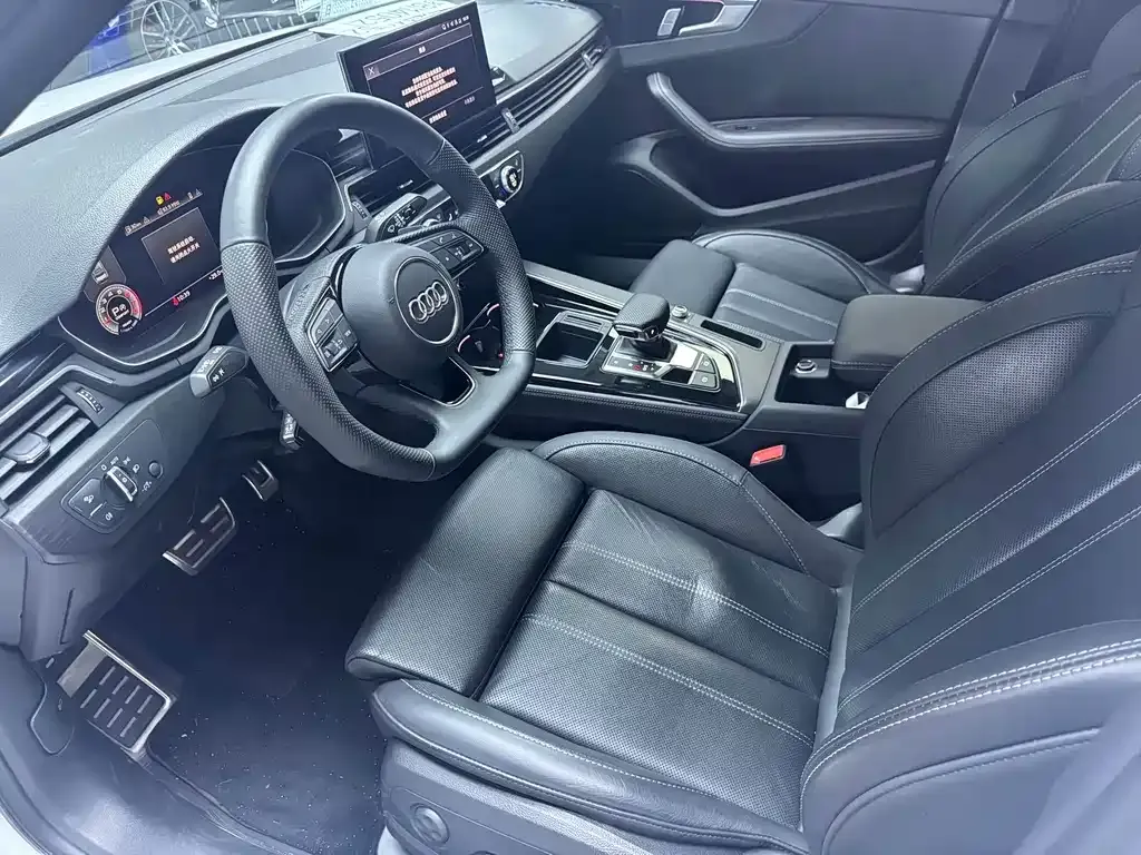 Audi A4L 2025 из CN, фото 5