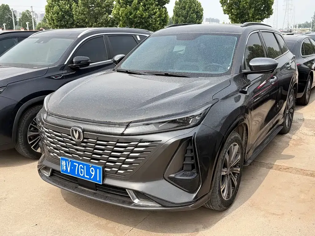 Changan CS75PLUS — фото 1