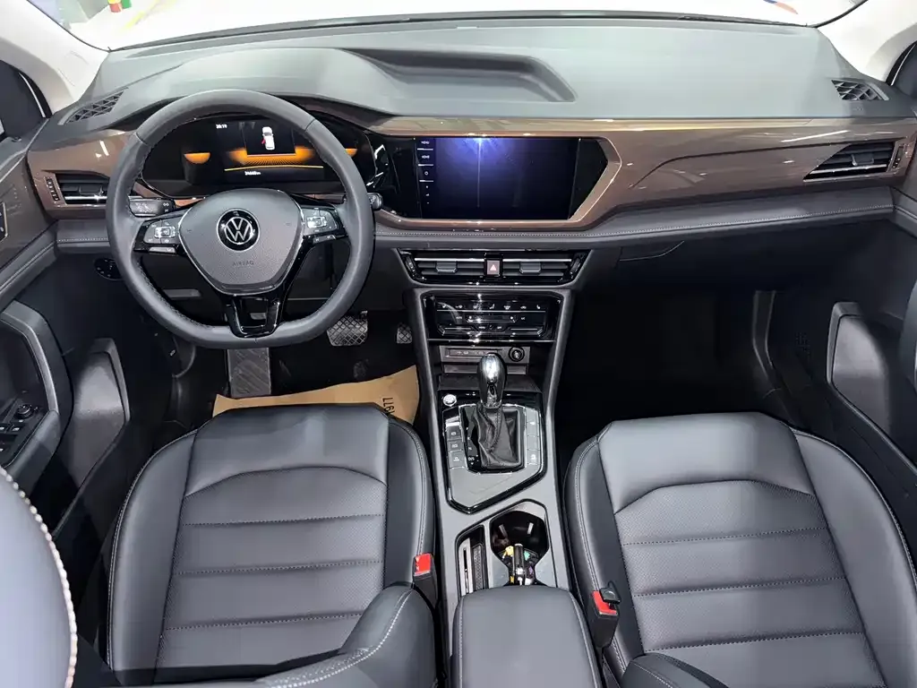 Volkswagen Tharu — фото 9