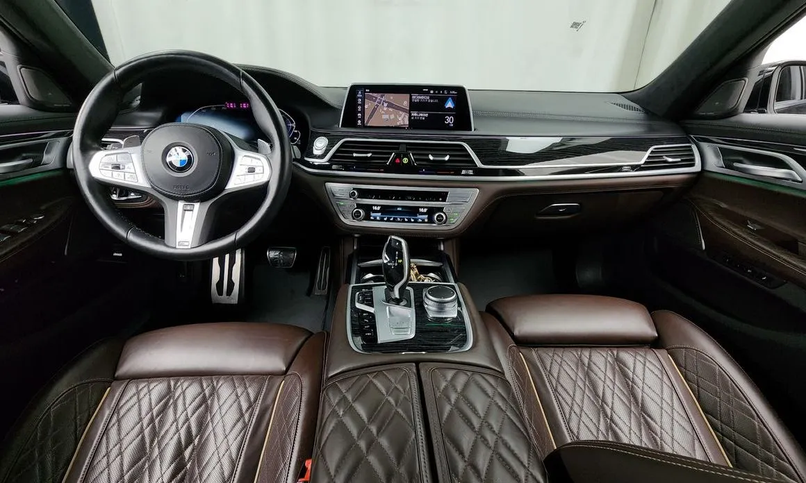 BMW 7-Series 2021 из KR, фото 8