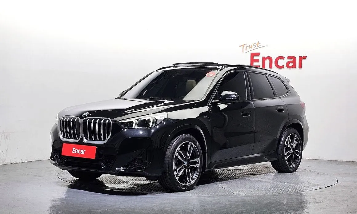 BMW X1 — фото 1