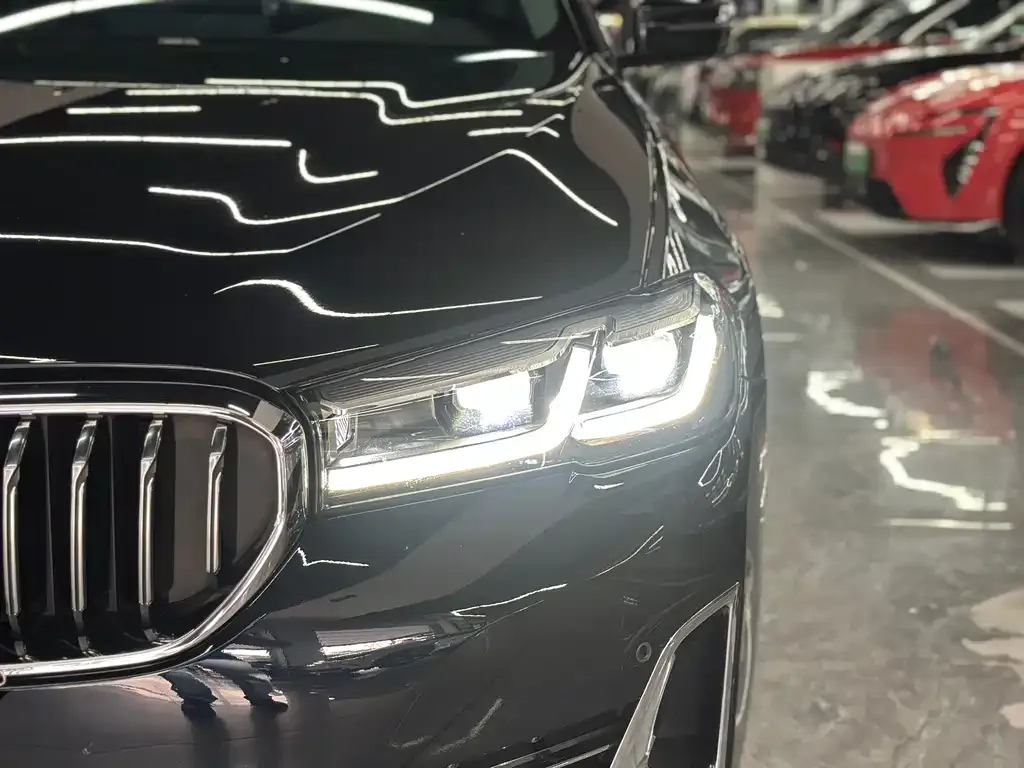 BMW 5 Series — фото 2