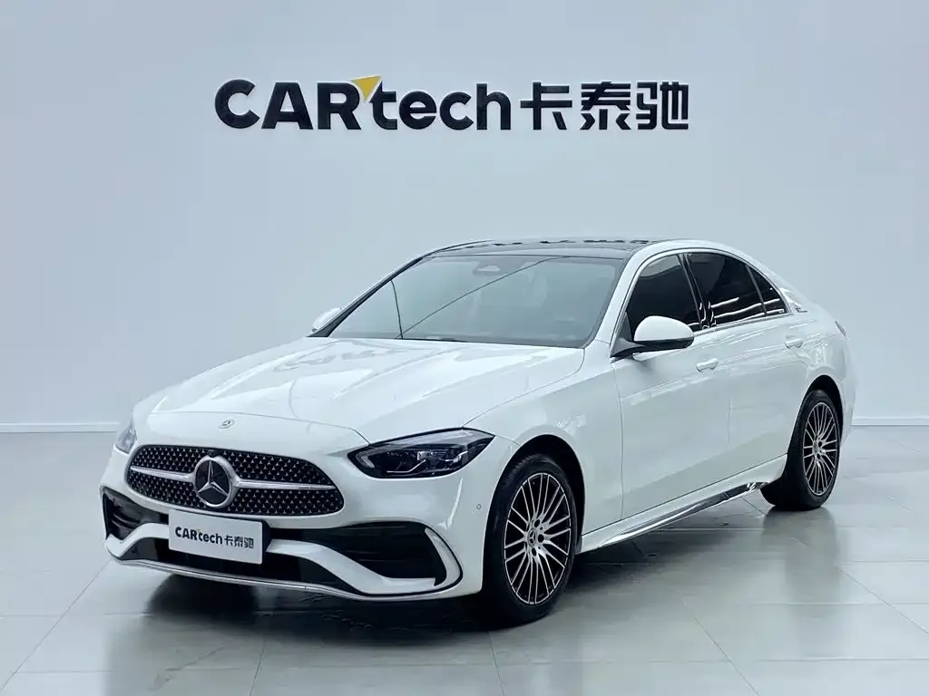 Mercedes-Benz C-Class — фото 1
