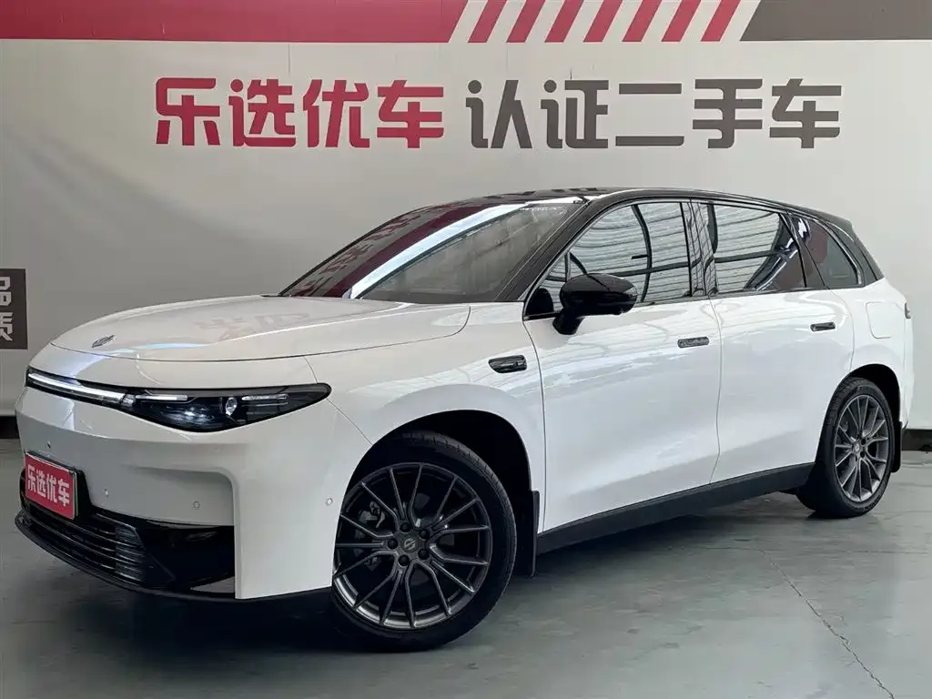 Leapmotor C10