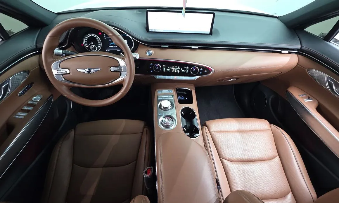 Genesis GV70 — фото 10