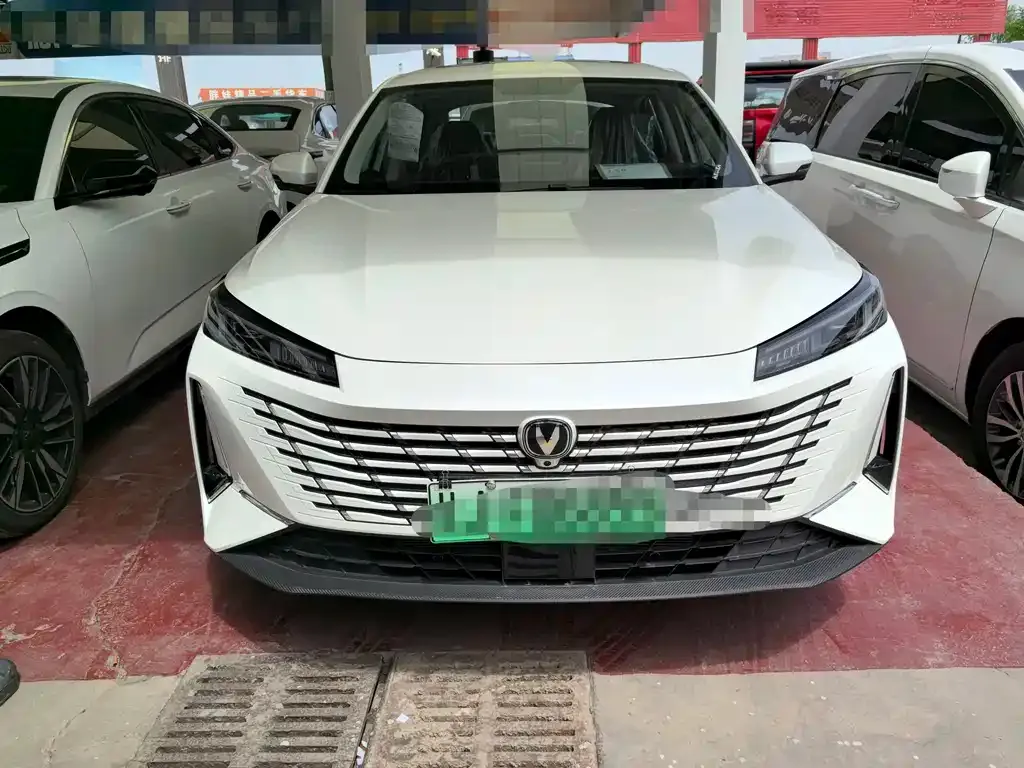 Changan Eado PHEV 2026 из CN, фото 7