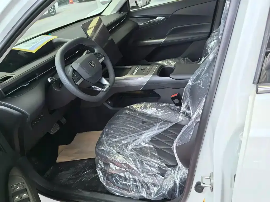 Changan Eado PHEV 2026 из CN, фото 8