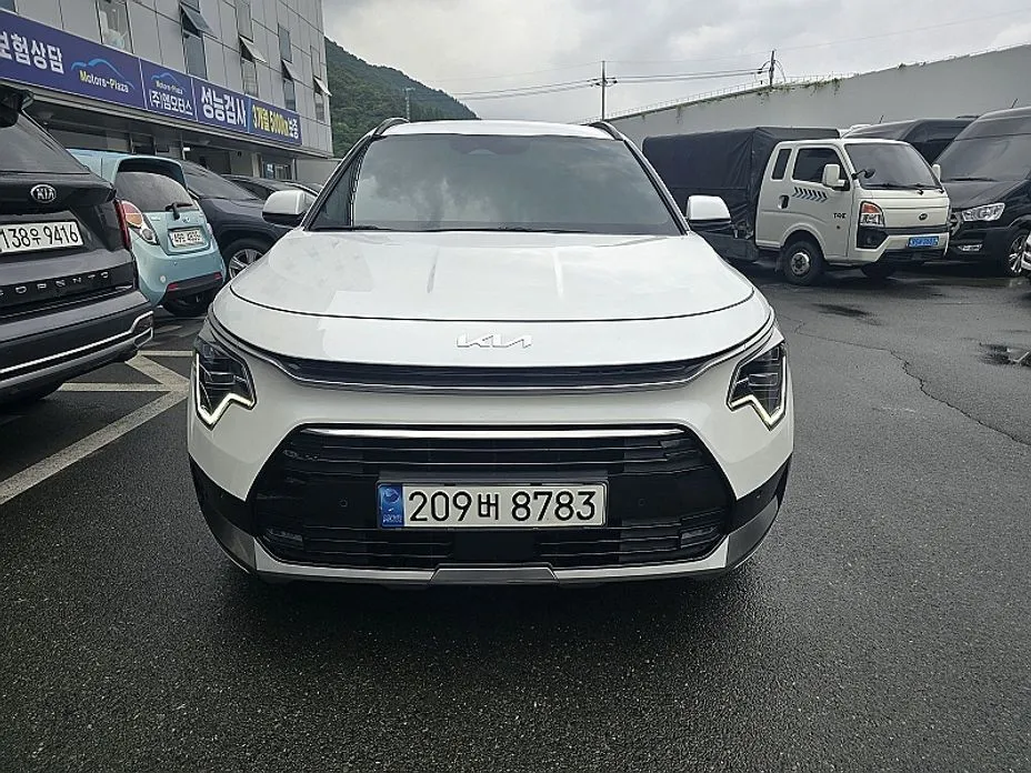 Kia Niro — фото 1