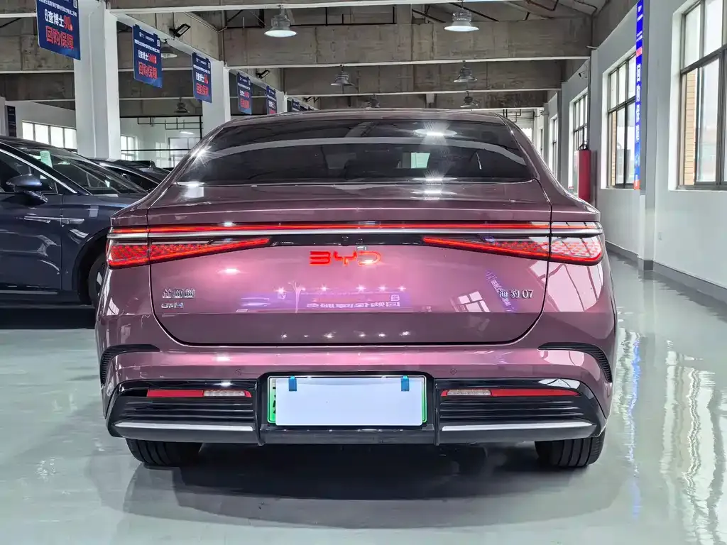 BYD Seal 07 DM-i — фото 6