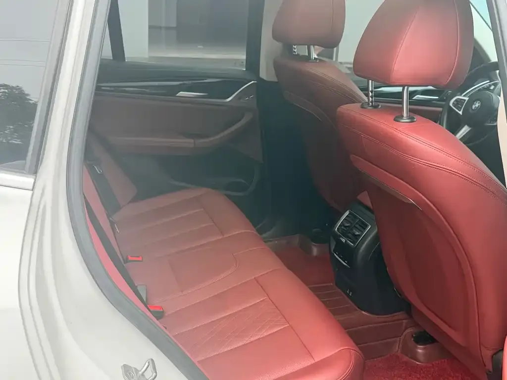 BMW X3 2022 из CN, фото 2
