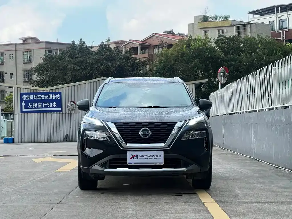 Nissan X-Trail — фото 2