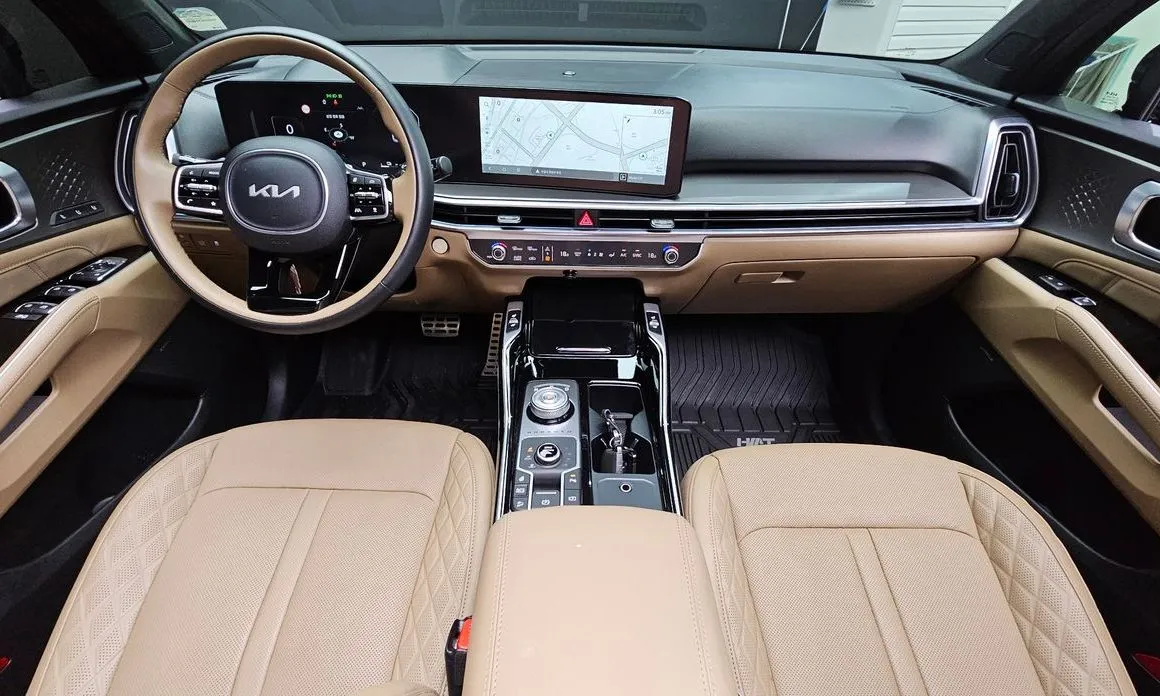 Kia Sorento — фото 7