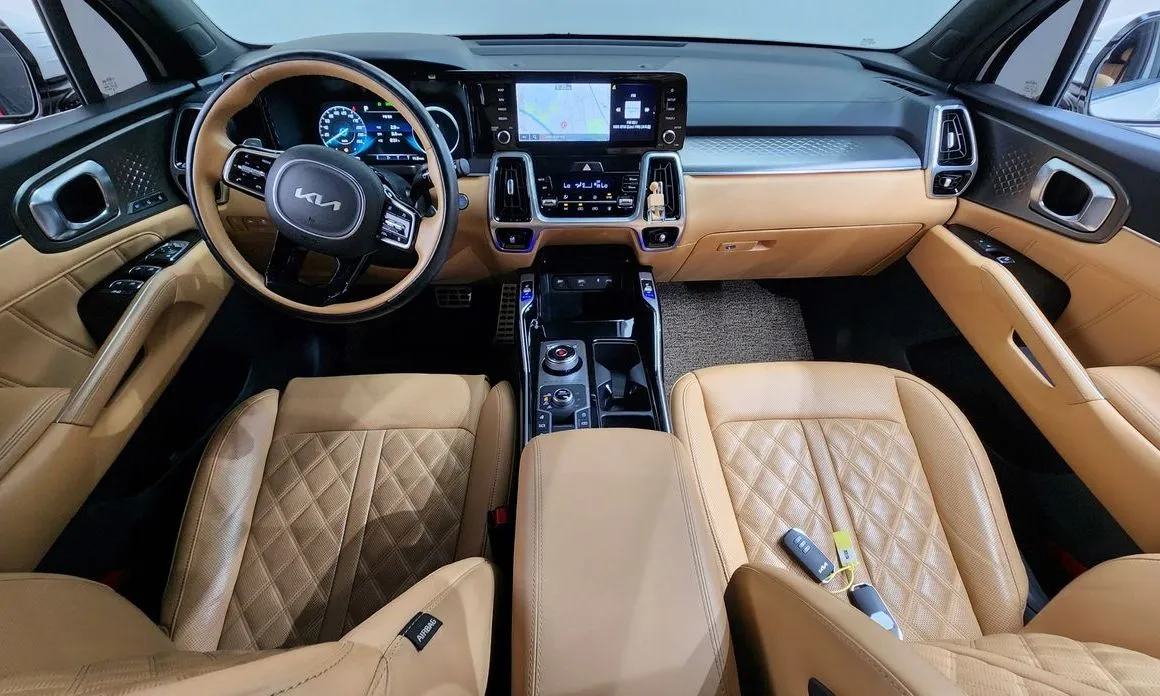 Kia Sorento — фото 8