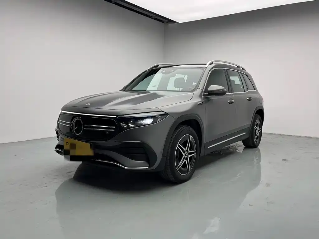 Mercedes-Benz EQB — фото 1