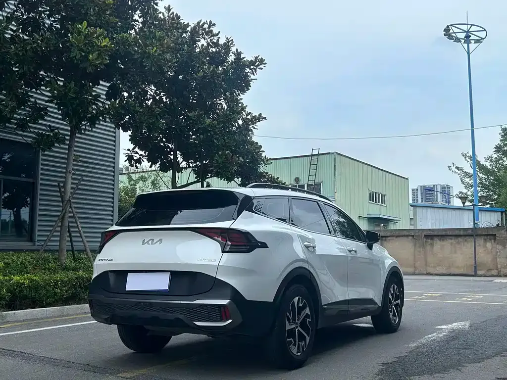 Kia Sportage — фото 10