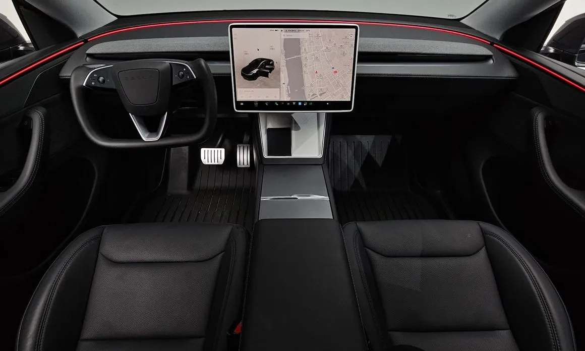 Tesla Model Y — фото 7