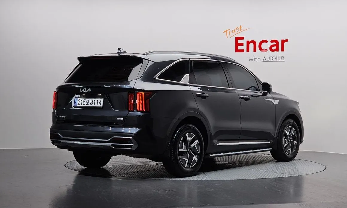 Kia Sorento — фото 9