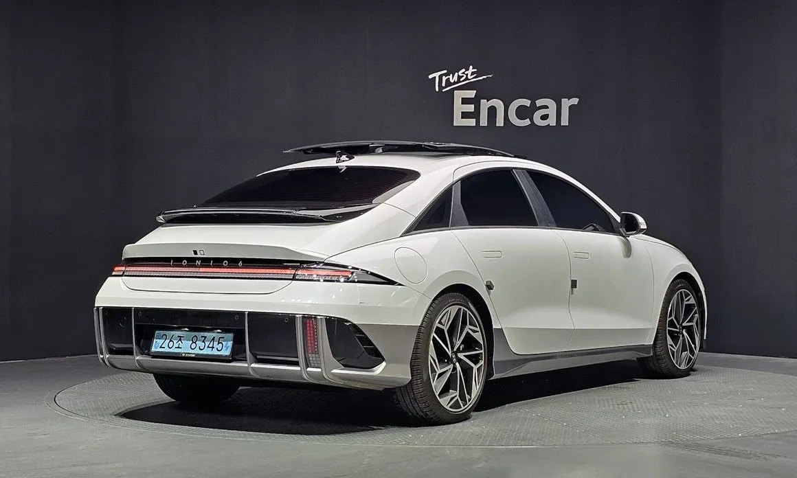 Hyundai Ioniq6 — фото 6