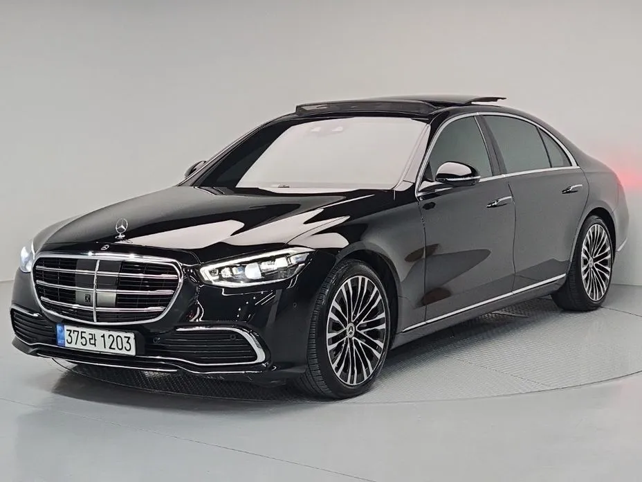 Mercedes-Benz S-Class — фото 1